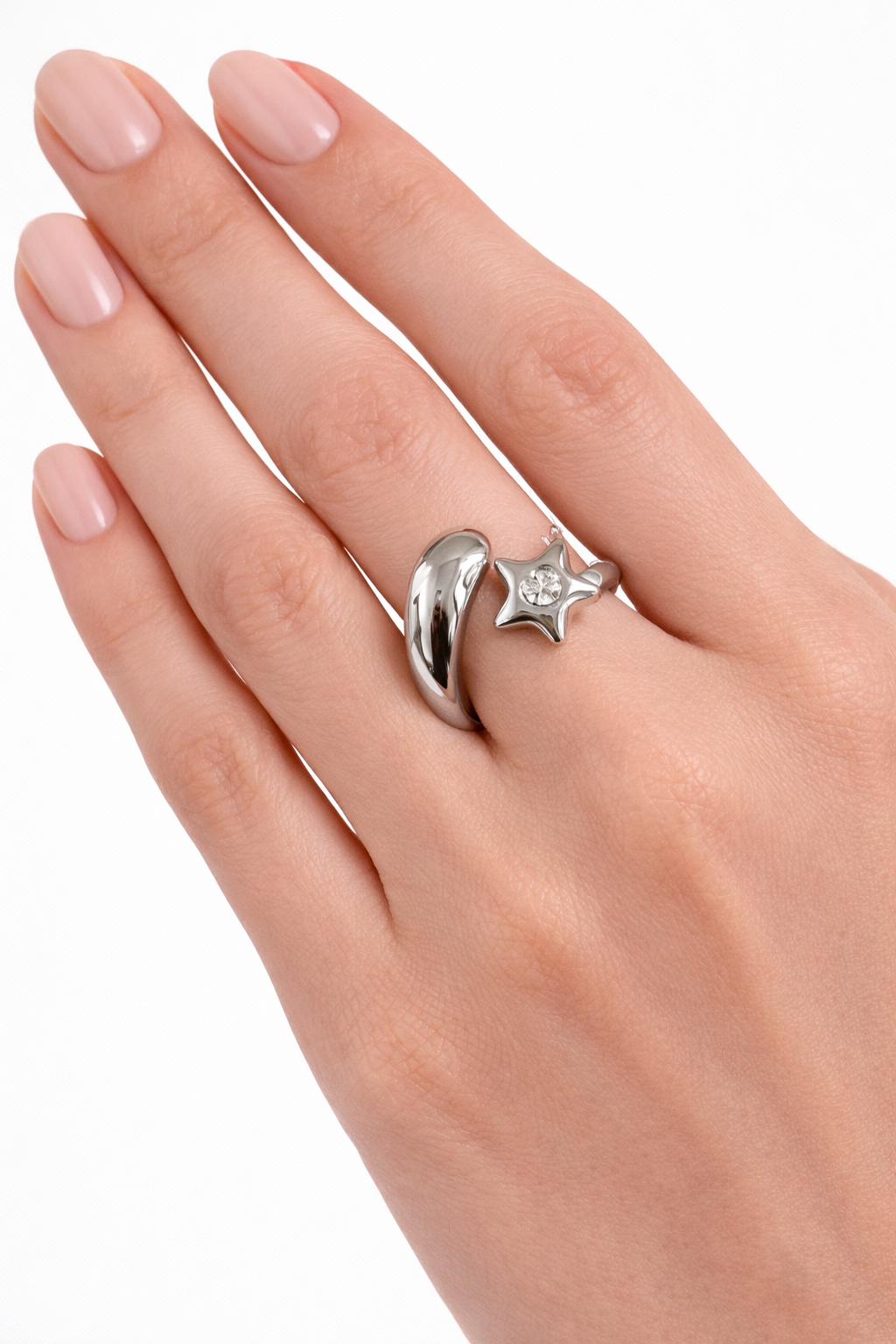 Anillo estrella con brillo plateado