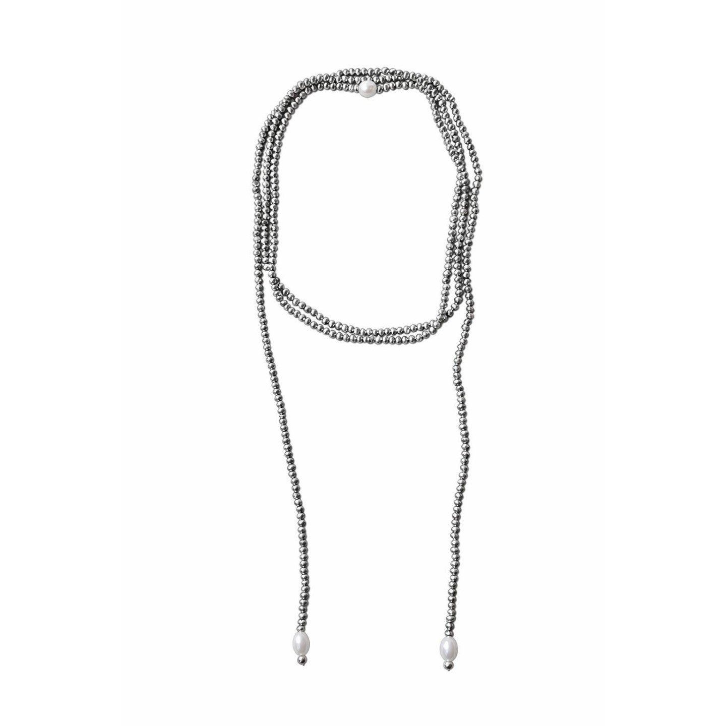 Collar lazo plateado con perlas